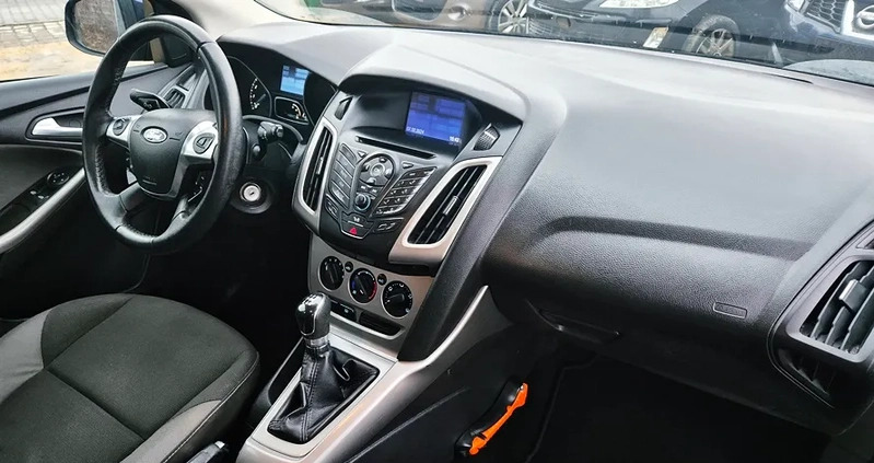 Ford Focus cena 22100 przebieg: 234000, rok produkcji 2012 z Połczyn-Zdrój małe 781